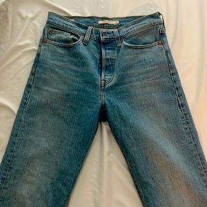 Levi’s Wedgie straight leg jeans